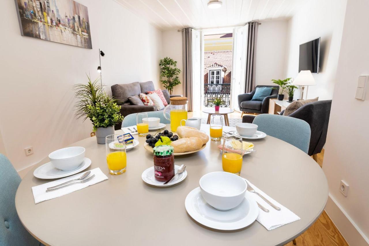 Amazing 1Bdr Apartment In Chiado By Lovelystay Lisbon Exterior photo